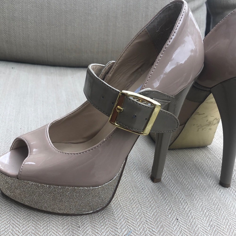 High heels - Picture 6 of 6